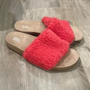 Stars Above Vibrant Coral Fuzzy Slippers